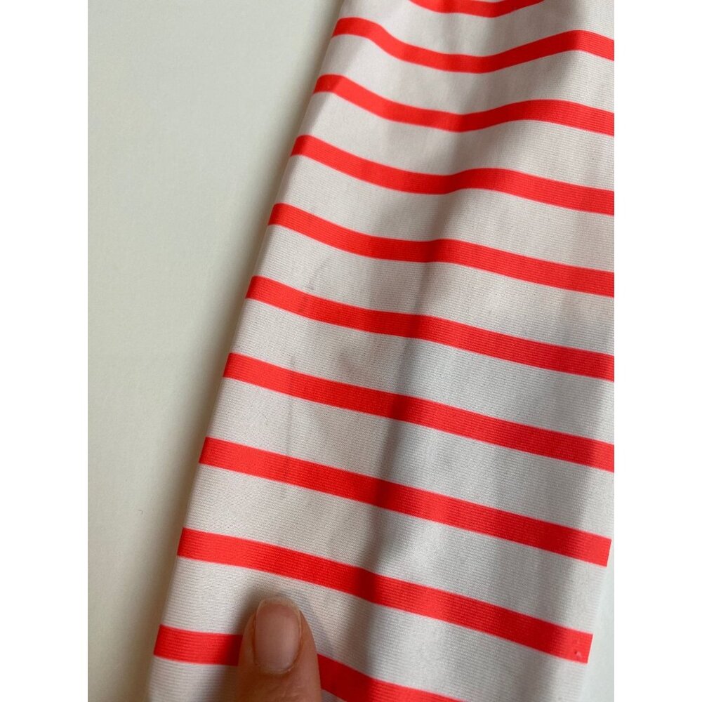 Old Navy Rash Guard Bundle - Picture 6 of 6